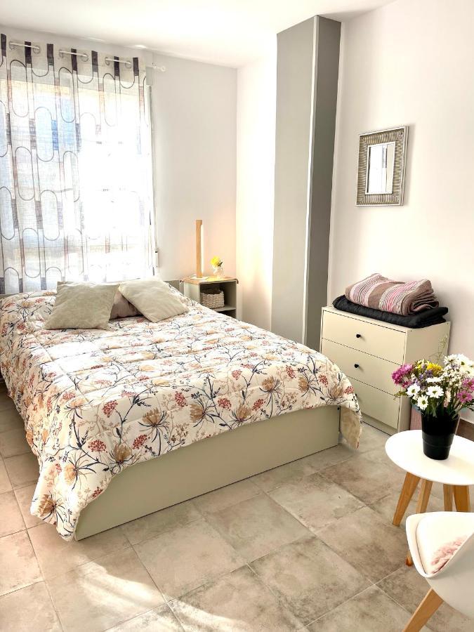 Comfortable Carolina En Alicante Dış mekan fotoğraf