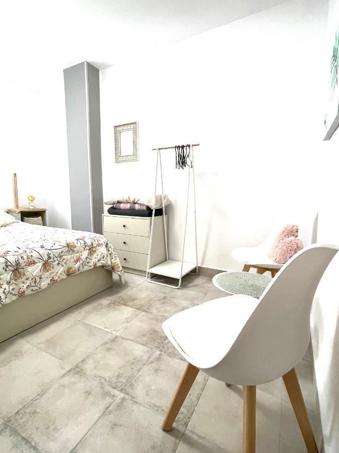 Comfortable Carolina En Alicante Dış mekan fotoğraf
